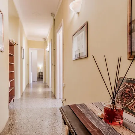 Apartment Vaticano House